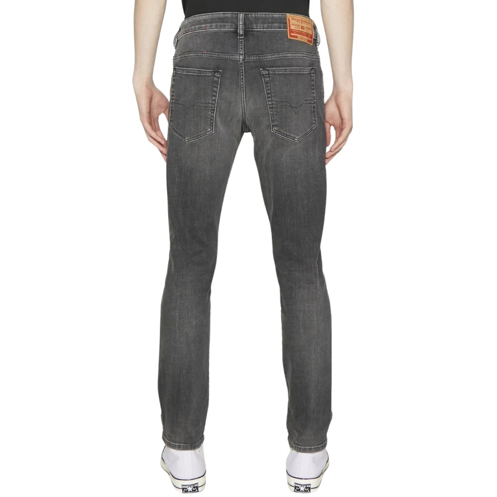 Diesel D-Yennox Tapered Fit Dark Grey Jeans W30 L30 / 30L