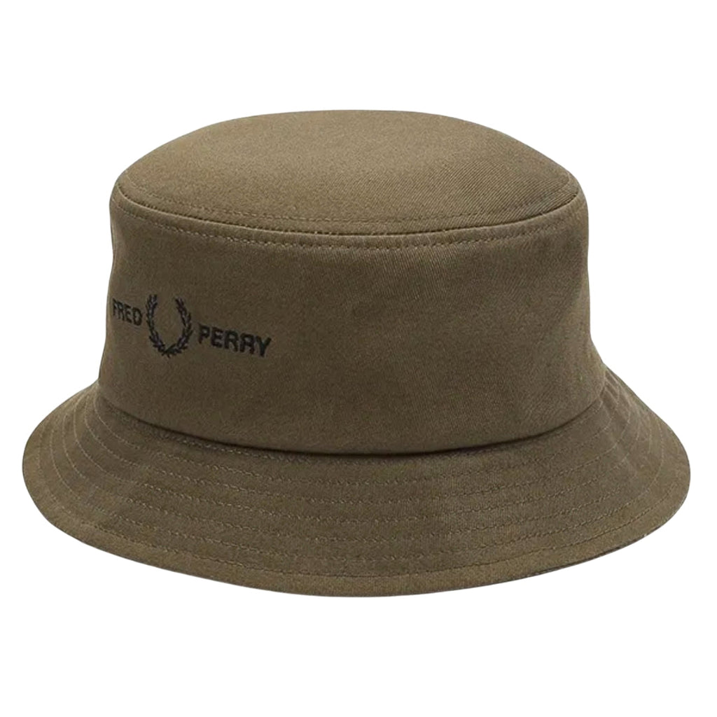 FRED PERRY HW4631 Q41 UNIFORM GREEN/BLACK TWILL BUCKET HAT S
